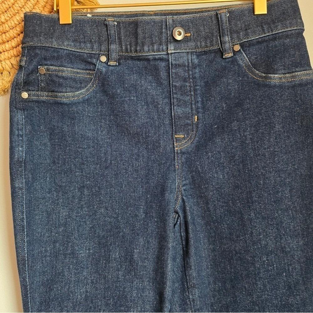 SPANX Original Everywhere High Waist Dark Wash Flare Jeans SZ Medium Minimalist - Picture 4 of 8